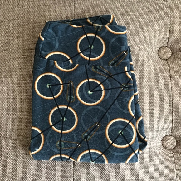 LuLaRoe | Leggings | Bicycle Print - Picture 1 of 12
